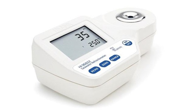 Khúc xạ kế phân tích nước biển Hanna HI96822 nhỏ gọn, chống gỉ siêu tốt