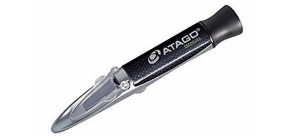 Thiết kế đơn giản, chắc chắn của Atago S10M