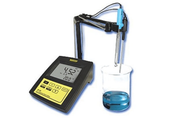 Milwaukee Mi160 đo lường nhiều chỉ số của nước 